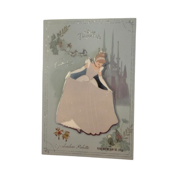 Disney Beauty Eyeshadow Palette with silver trim - Picture 5 of 5